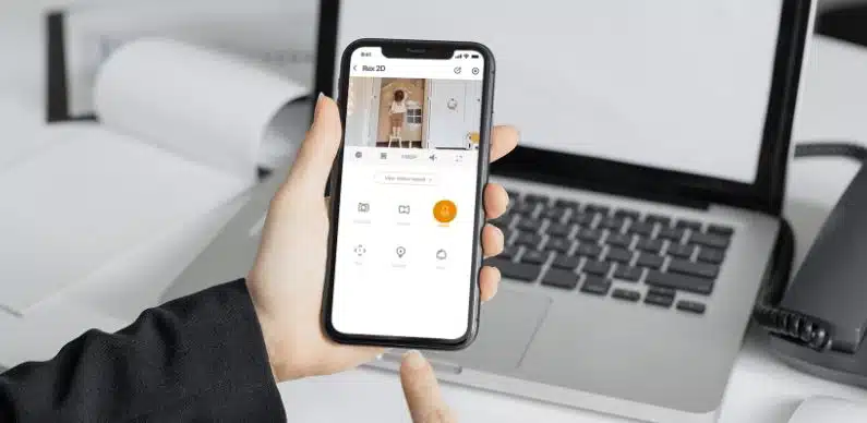 img data-src=”https://maxsmart.vn/wp-content/uploads/2024/07/8.jpg” alt=”Với camera wifi Imou GK2DP-3C0W bạn có thể đàm thoại 2 chiều với người thân ở bất cứ đâu”