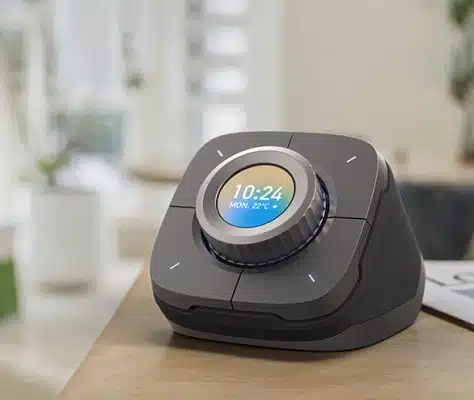 img data-src=”https://maxsmart.vn/wp-content/uploads/2024/09/LS280-AQ_MaxSmart5.jpg” alt=”Công nghệ AI thông minh”