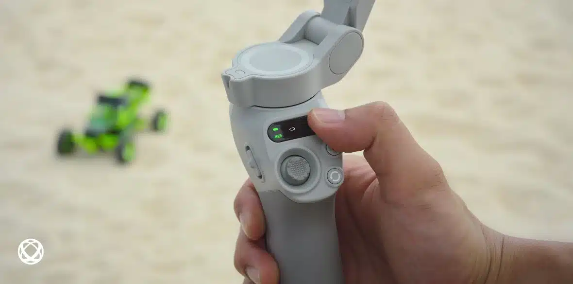 DJI Osmo Mobile SE - Gimbal cầm tay chống rung cho smartphone